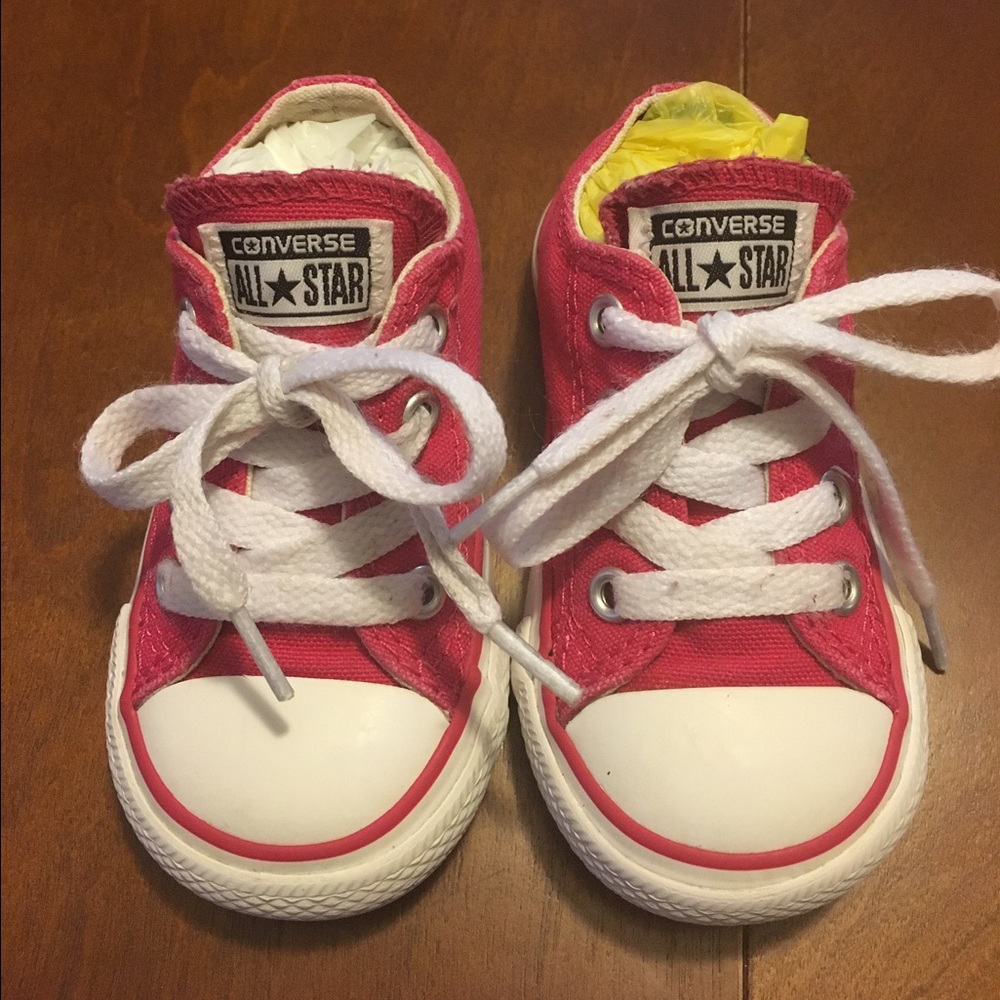 Converse pink toddler sneakers