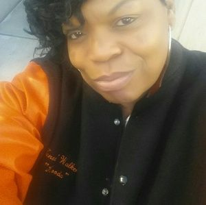 Meet your Posher, Tami