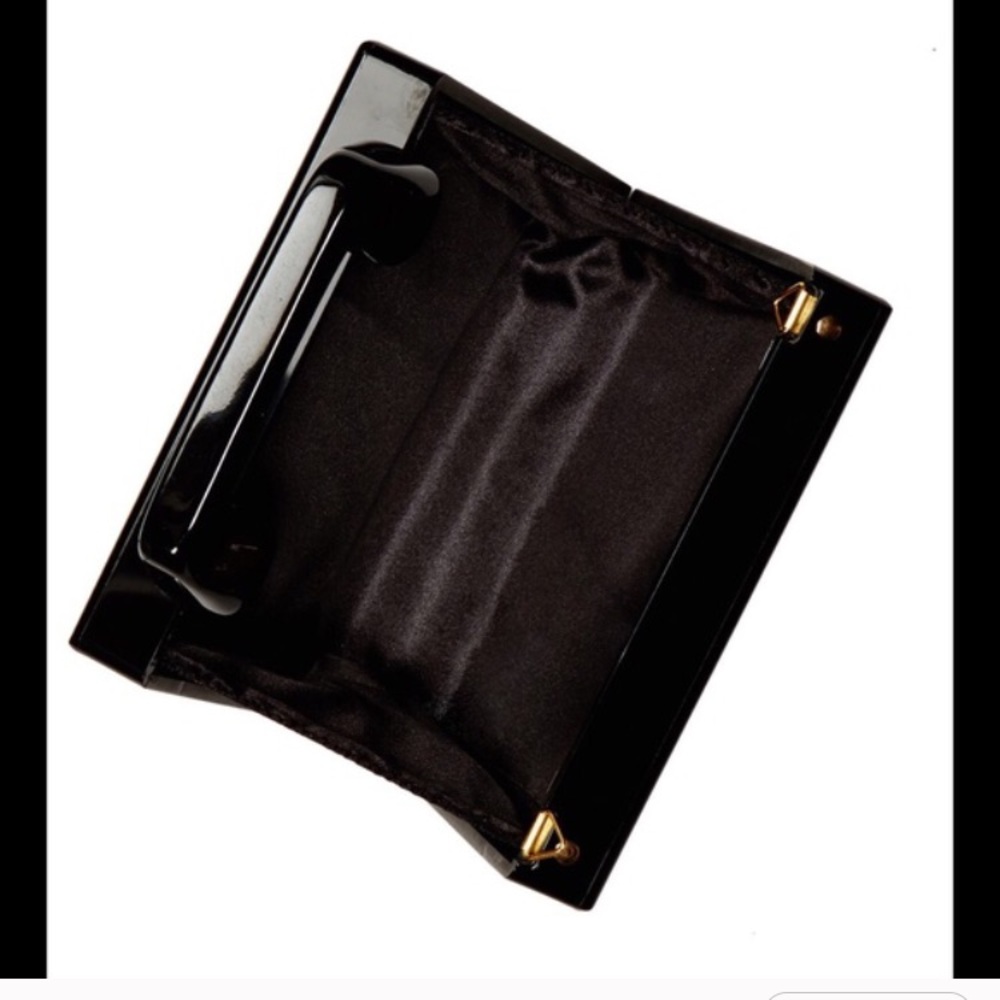 5⭐️rated Phone Box Clutch - Picture 3 of 4