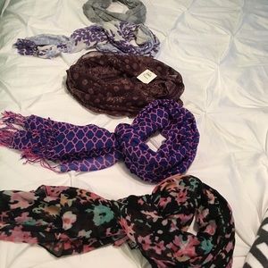 🌸BUNDLE🌸 of scarves!!