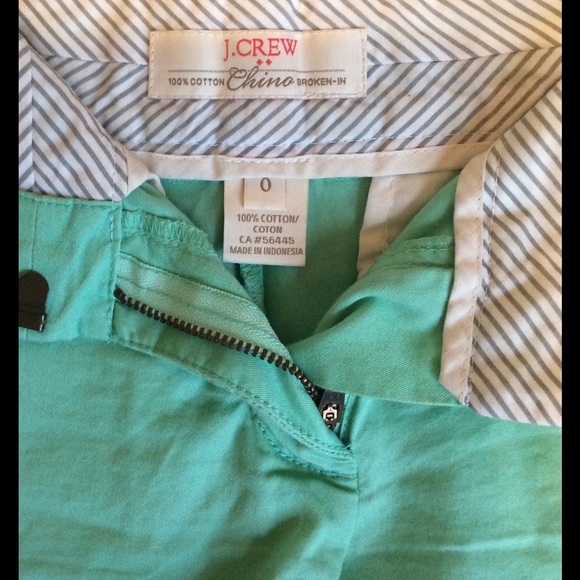 J. Crew 3" Chino Shorts - Picture 2 of 2