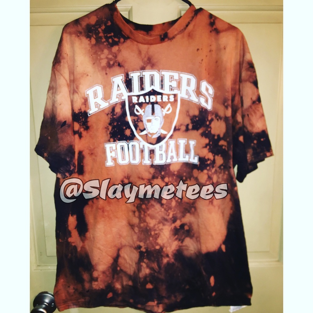 BRAND NEW RAIDERS DISTRESSED TEE