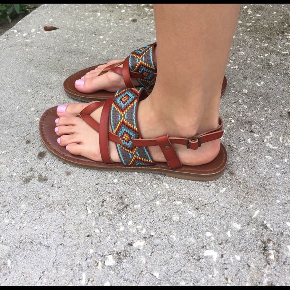 Sandals - Picture 4 of 4