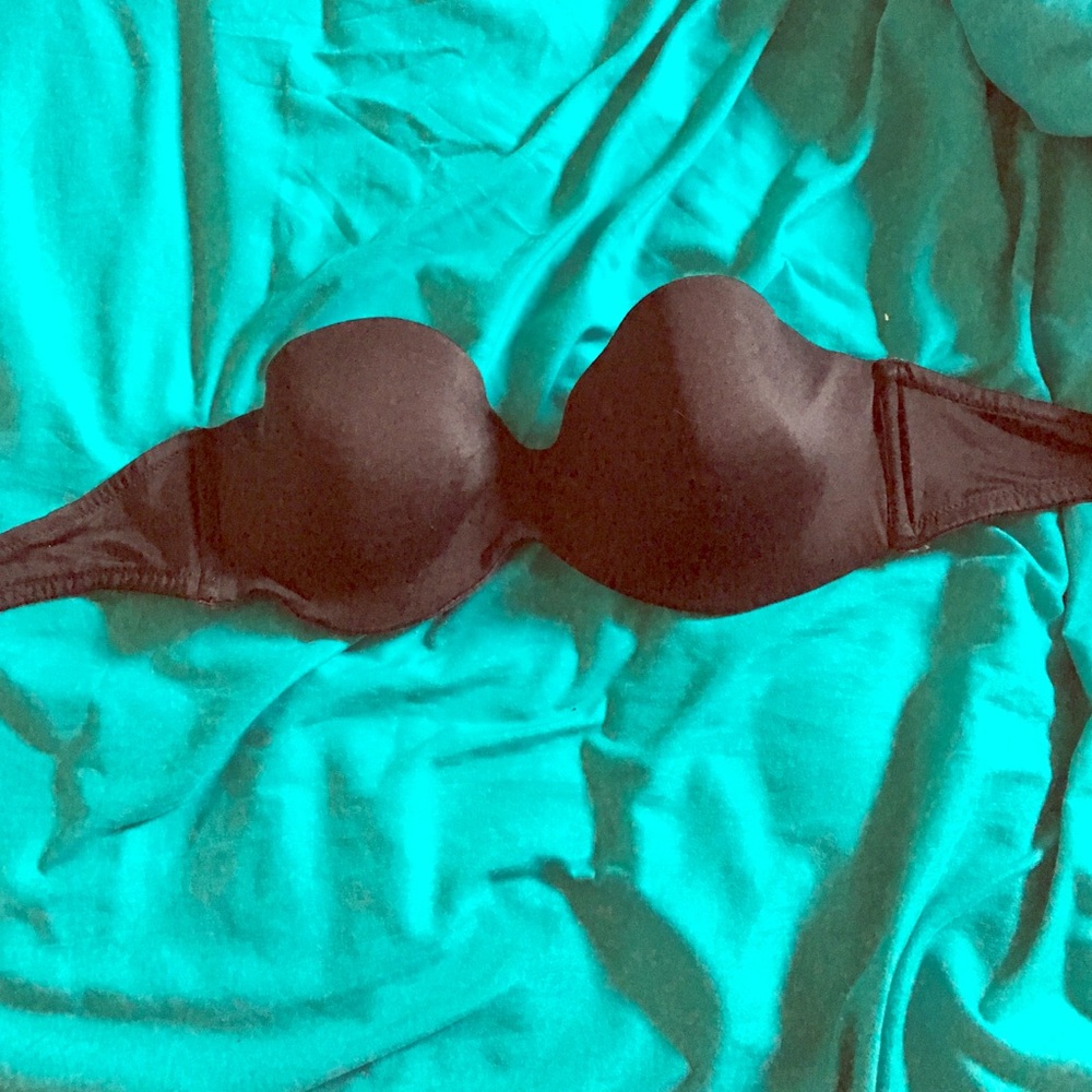 Black strapless bra 34D