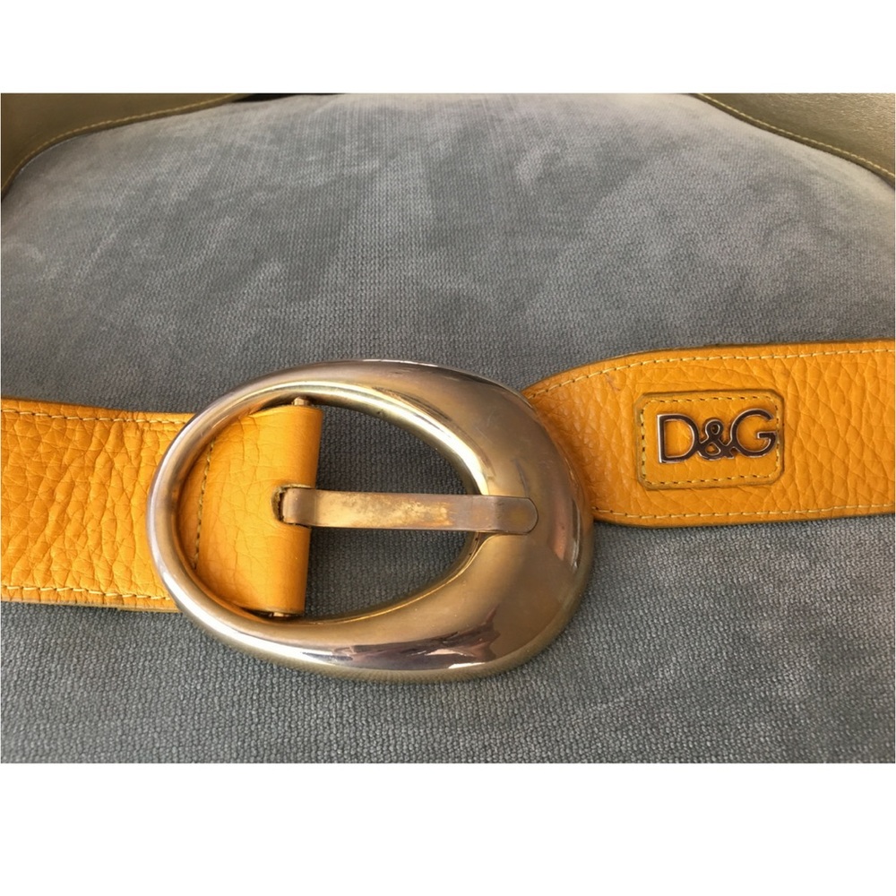 ‼️SOLD‼️D&G Leather Gold Belt-Size 34" - Picture 2 of 3