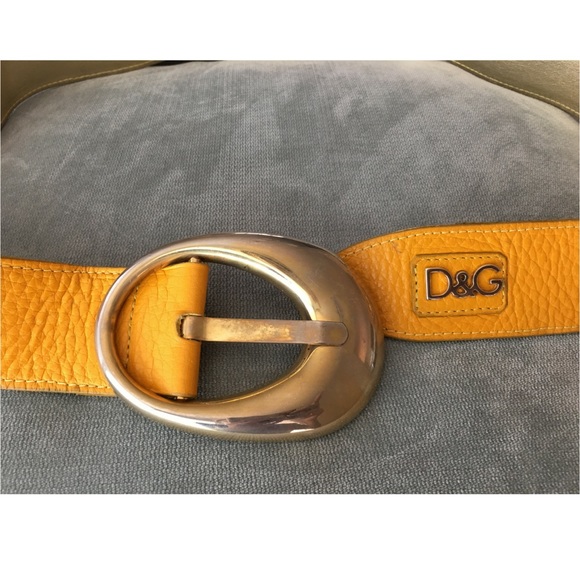 ‼️SOLD‼️D&G Leather Gold Belt-Size 34" - Picture 2 of 3