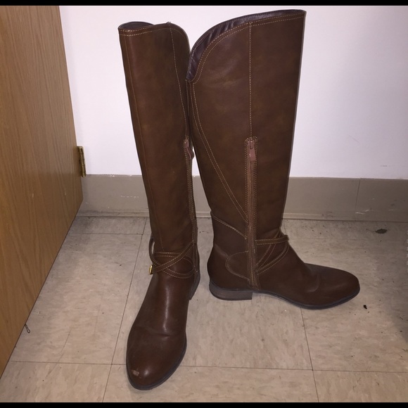 Very Volatile (LA) Riding Boots - Picture 2 of 4