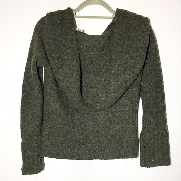 ❌SOLD❌Sleeping in the Snow hooded flower cardigan - Picture 2 of 7