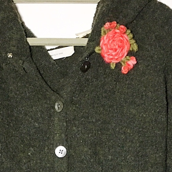 ❌SOLD❌Sleeping in the Snow hooded flower cardigan - Picture 3 of 7