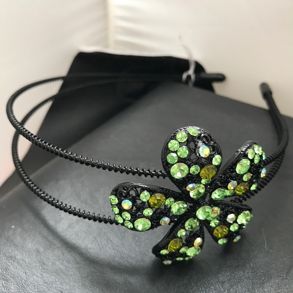 Beautiful Green Crystal Headband - Picture 3 of 3