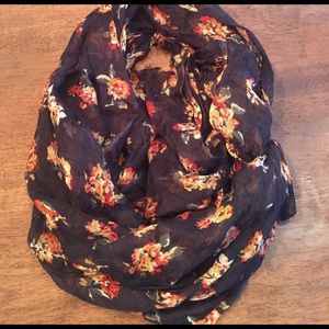 American eagle scarf!