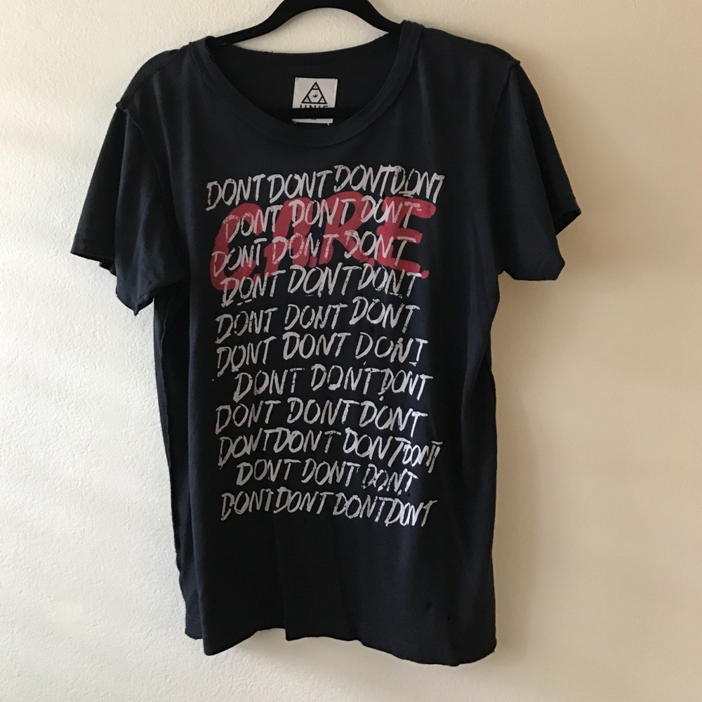 Unif "don't care" tee