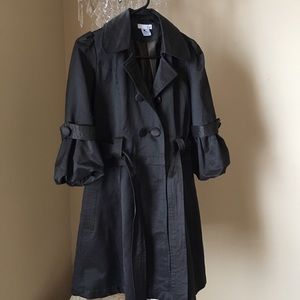 Small Lu11 light jacket/raincoat
