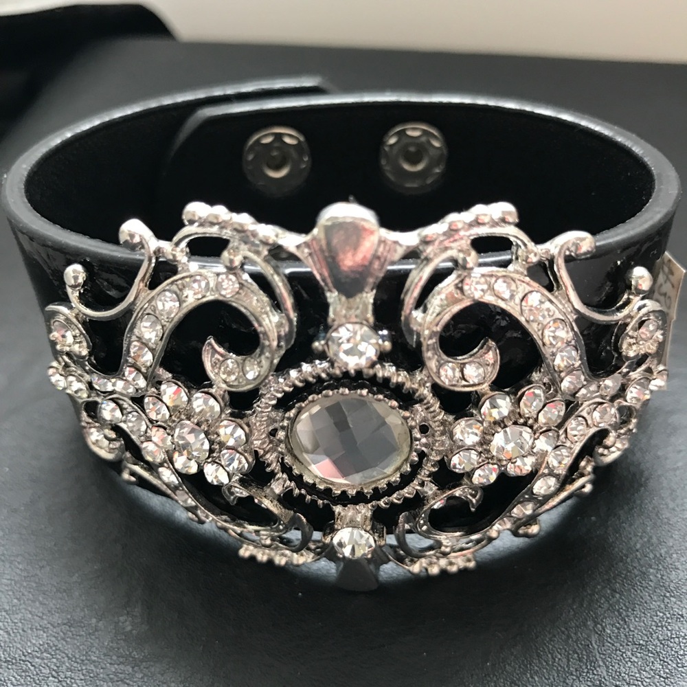 Beautiful Crystal Cuff with Snap Closure