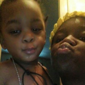 Meet your Posher, Monae