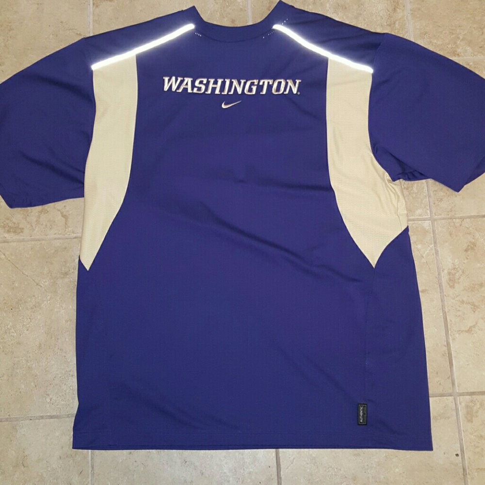 Washington Huskies dry fit