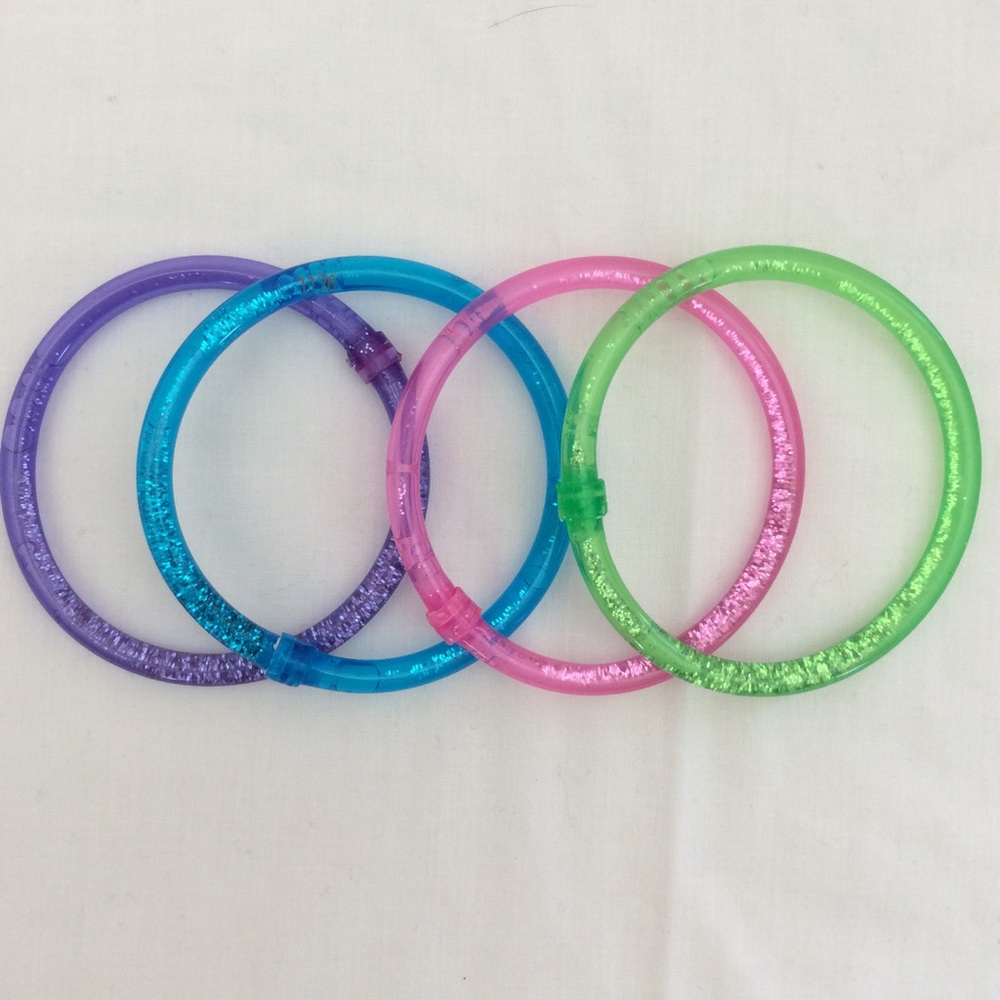 --Falling glitter bracelets-- - Picture 3 of 3