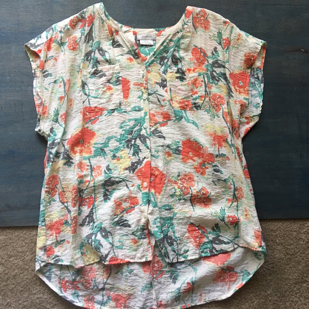 Flowy VanHeusen blouse