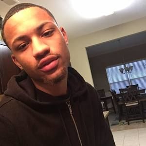 Meet your Posher, Justin