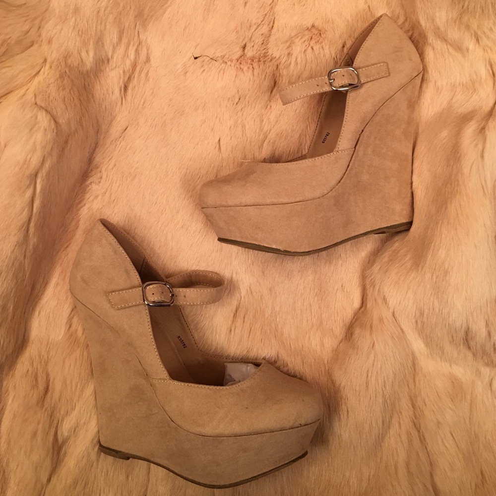 Charlotte Russe Mary Jane Platform Wedges (Cream)