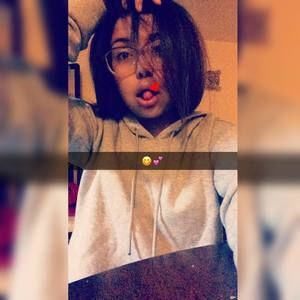 Meet your Posher, Justina