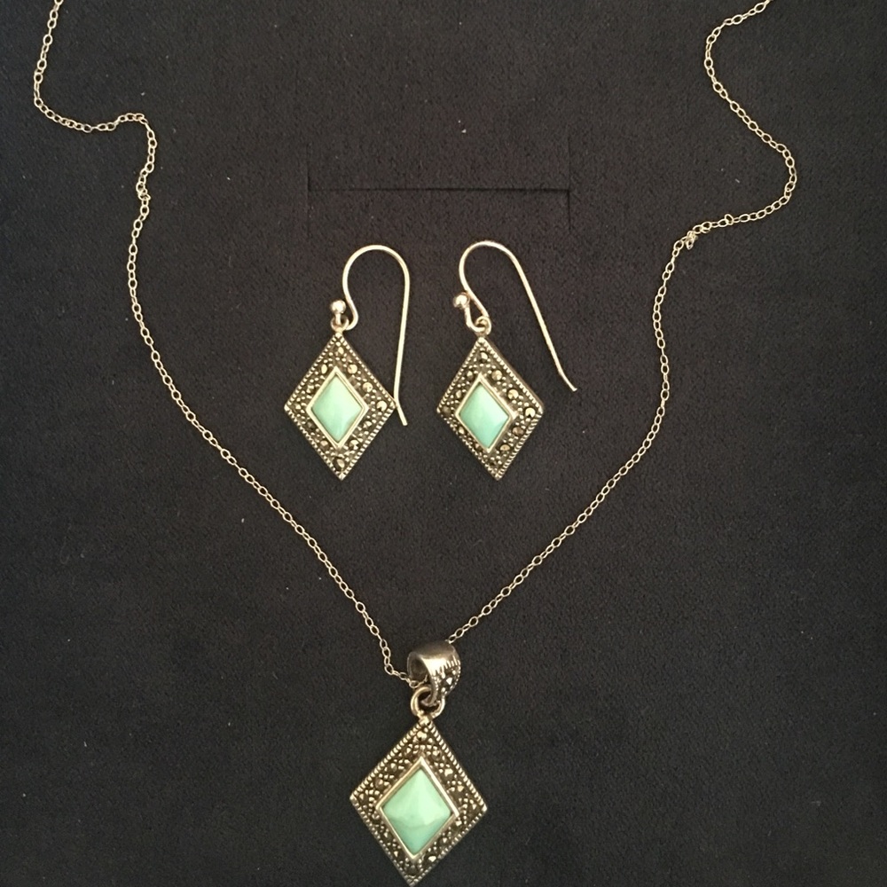 Turquoise Necklace & Earrings set. STERLING SILVER