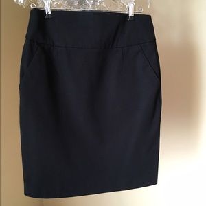 Banana Republic pencil skirt black 6 stretch