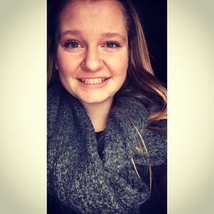 Meet your Posher, Ashly