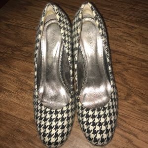 Houndstooth heels 👠