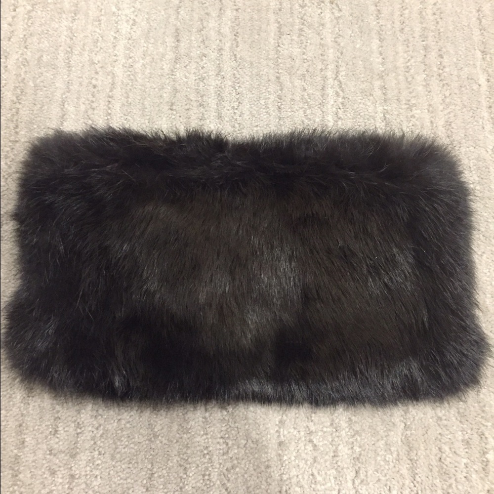 Authentic rabbit fur clutch