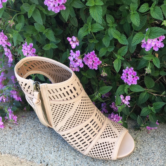 SALELadies peep toe backless heels booties, - Picture 2 of 4