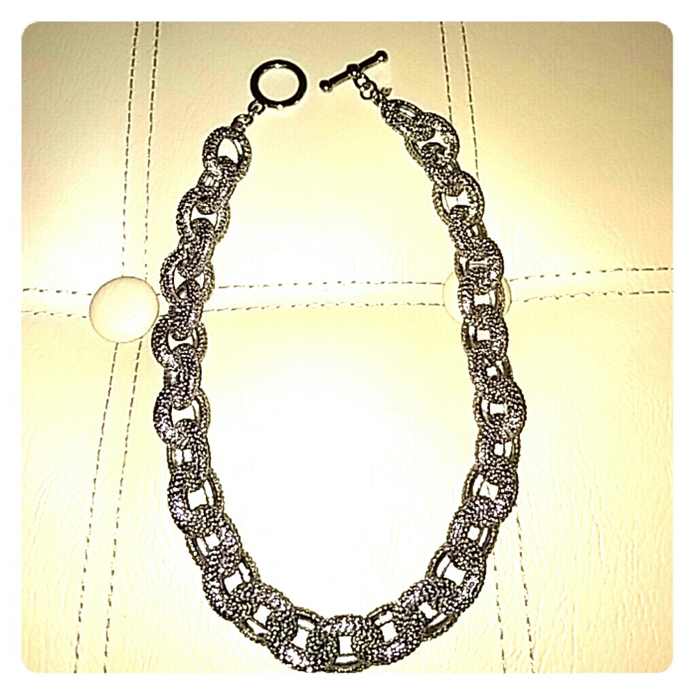 Bulky Chain Necklace