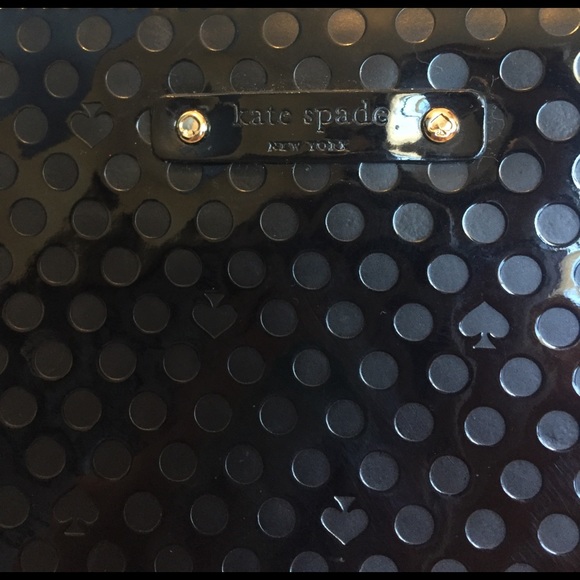 Kate Spade patent leather cross body - Picture 3 of 3