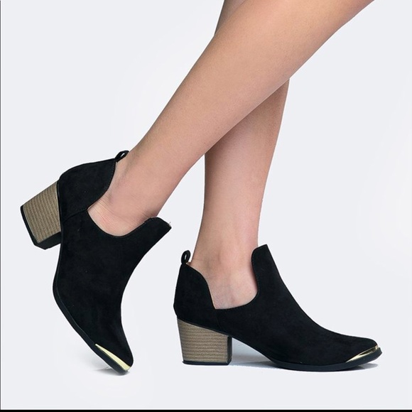 🎉LAST ONE🎉Ladies Steel toe black cowboy booties - Picture 3 of 4