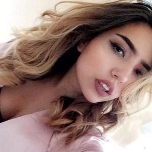 Meet your Posher, Bobbi