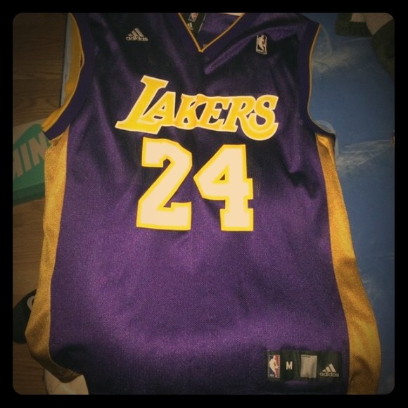 VINTAGE KOBE BRYANT & ALLEN IVERSON JERSEYS - Picture 2 of 4