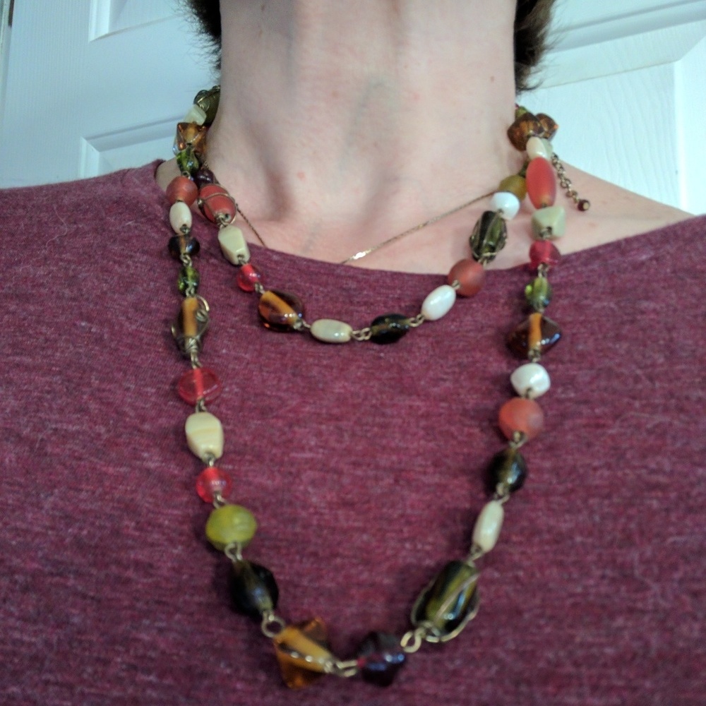 Colorful stone bead necklace