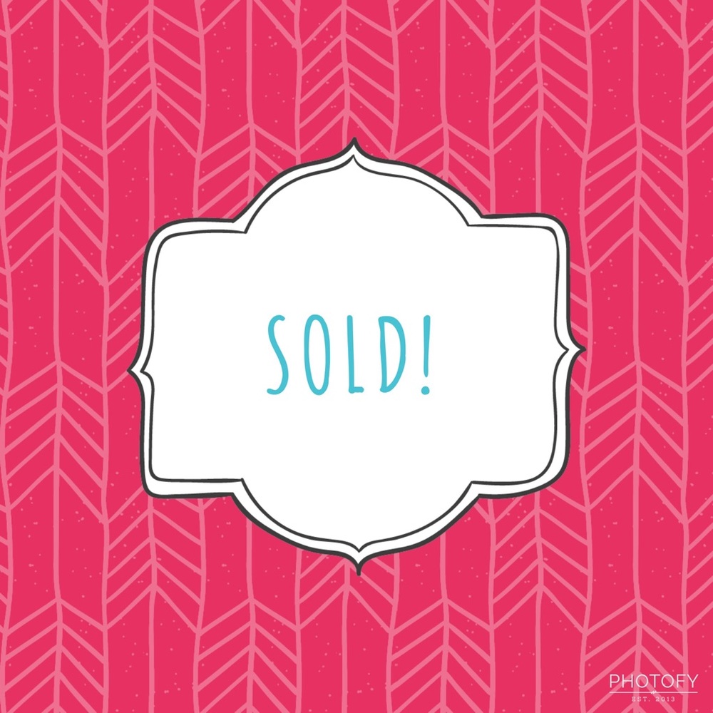 👛👛EVERYTHING PAST THIS IS SOLD👛👛