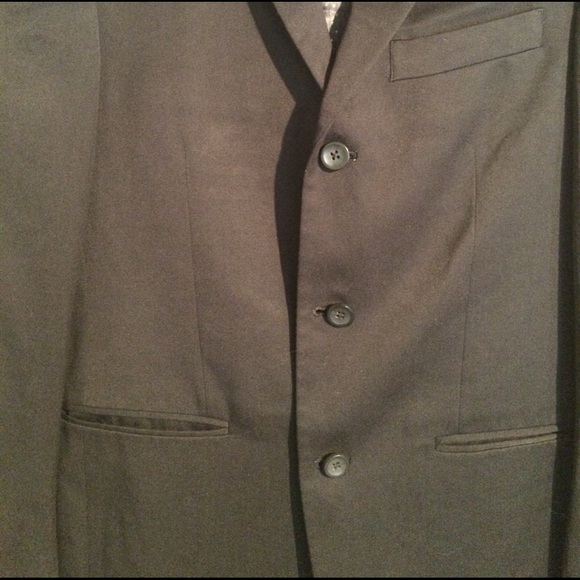 ~SOLD~ JF J.Ferrar modern fit suit - Picture 2 of 6