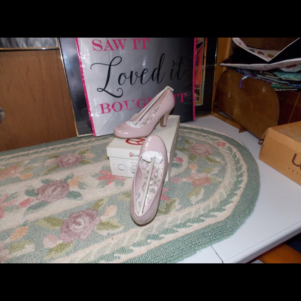 Pumps, light pink, blush color, patent leather