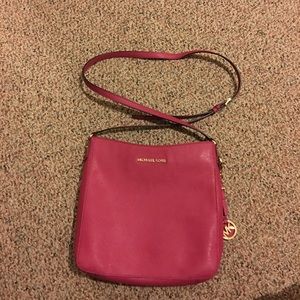 Micheal kors crossbody