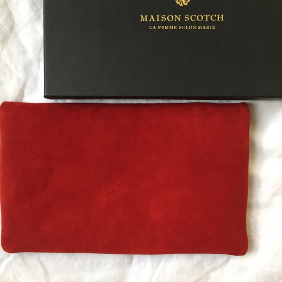 EUC Maison Scotch suede clutch - Picture 3 of 3