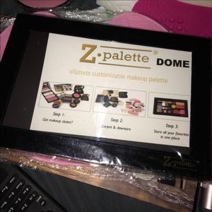 Z Palette
