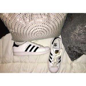 Adidas Superstars- Worn Once
