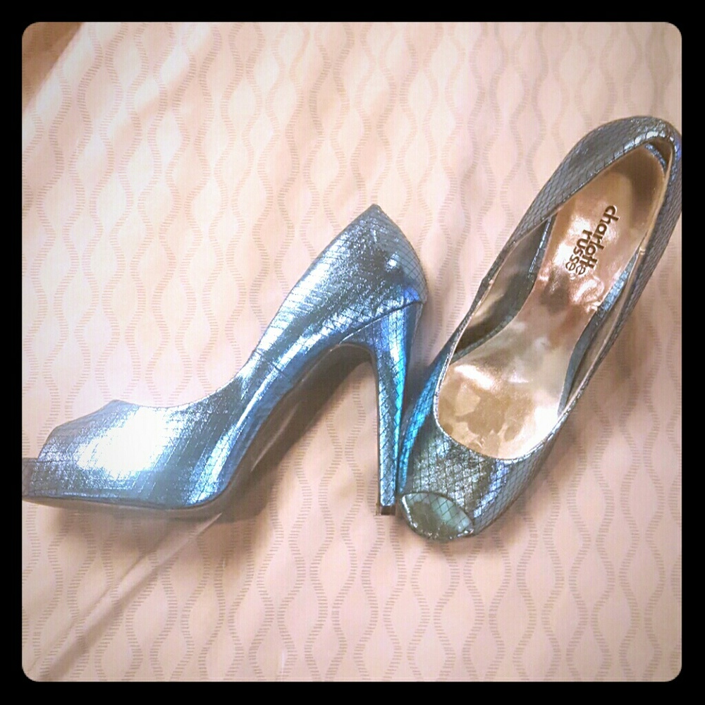 Teal heels.