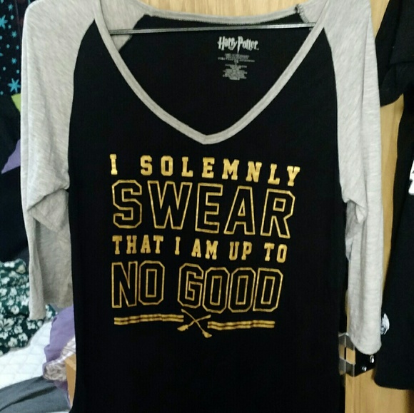 Harry Potter Tops - Harry Potter V Neck