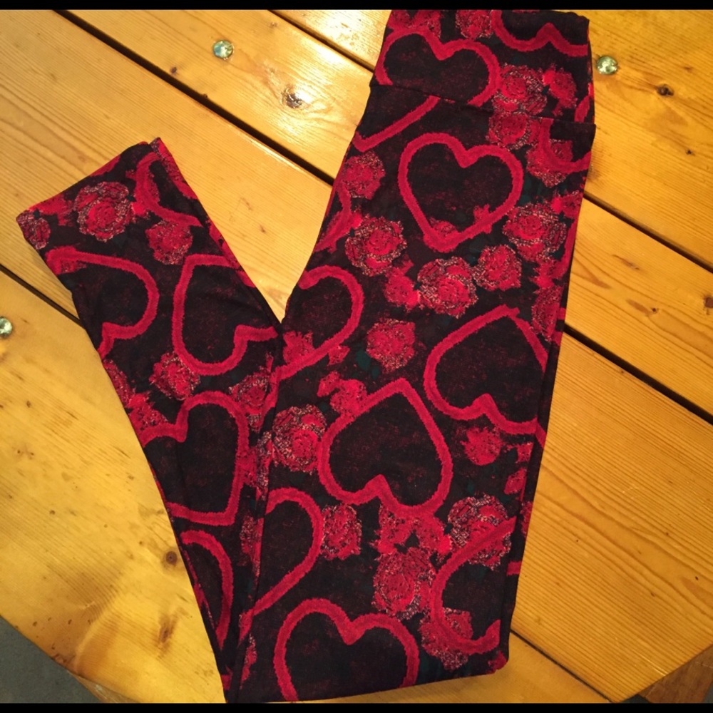 LuLaRoe One Size Valentines Leggings NEW