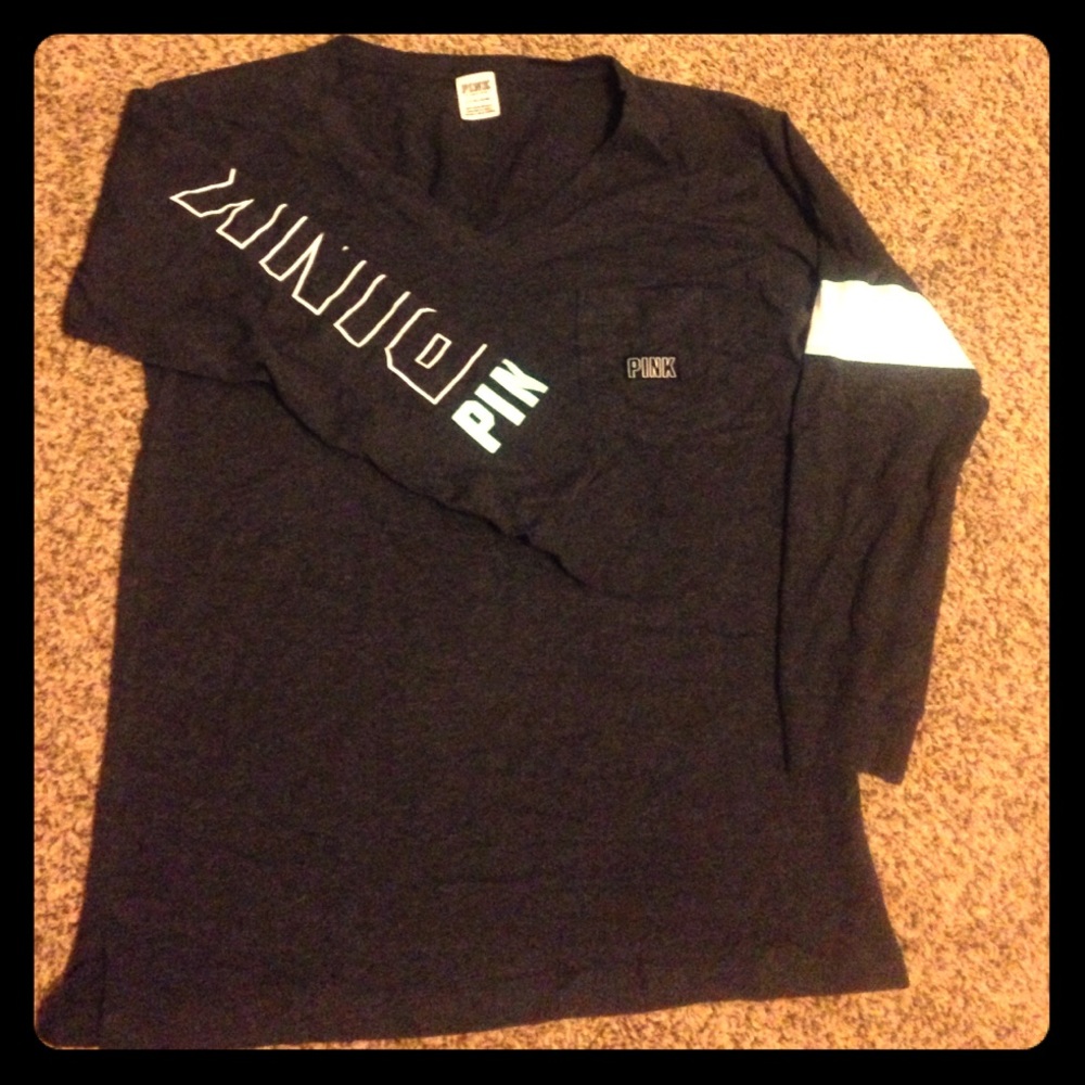 Long Sleeved V-Neck Campus Tee