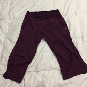Lululemon cropped studio pant