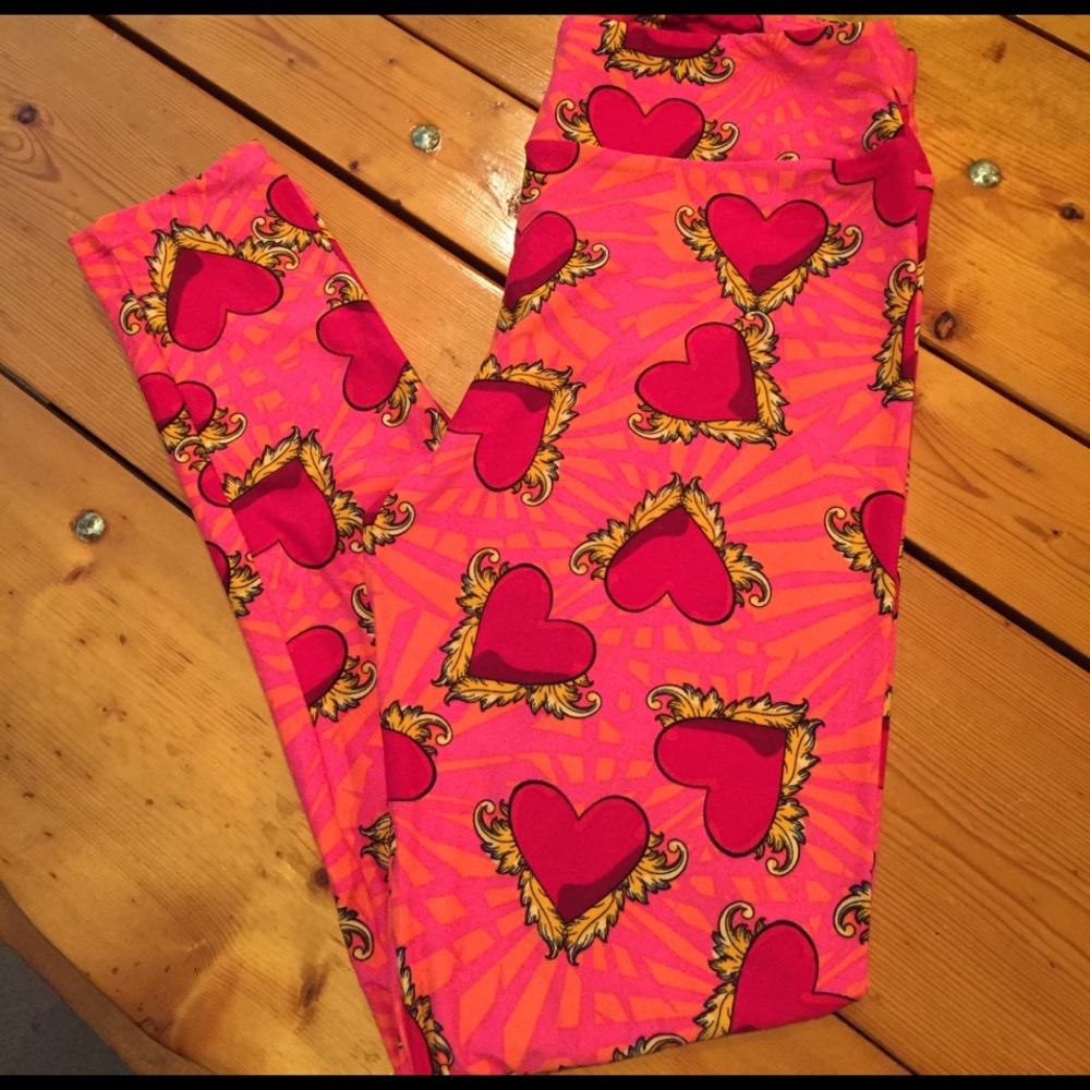 LuLaRoe TC Valentine's Day leggings. Brand new!